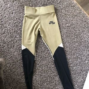 Nike leggings